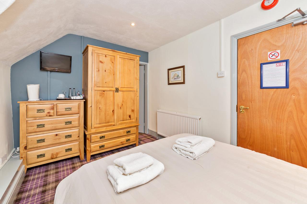 Duke Of Wellington Hotel Bourton-on-the-Water Buitenkant foto