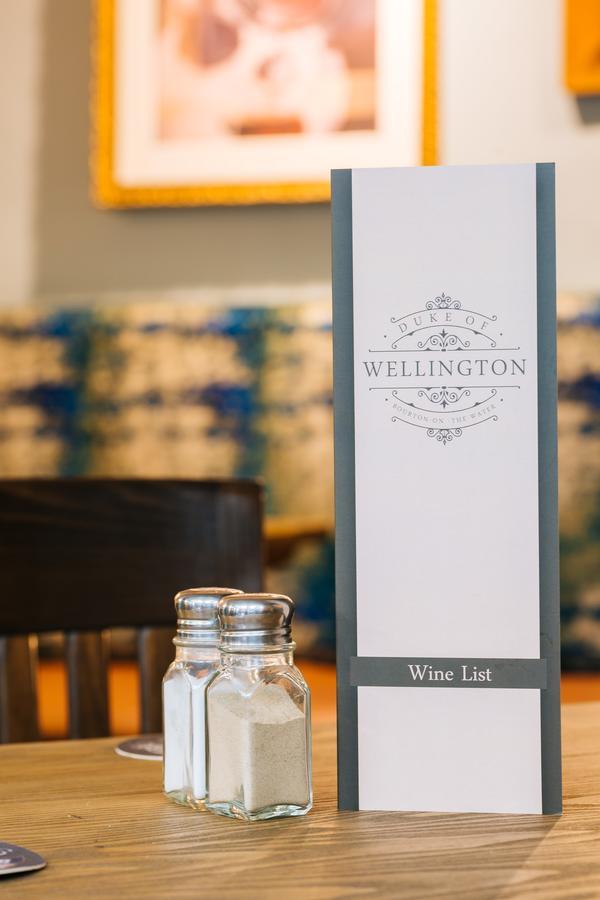 Duke Of Wellington Hotel Bourton-on-the-Water Buitenkant foto