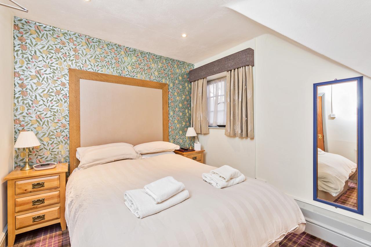 Duke Of Wellington Hotel Bourton-on-the-Water Buitenkant foto